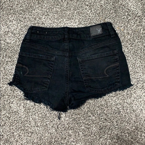 Shorts - Picture 2 of 3